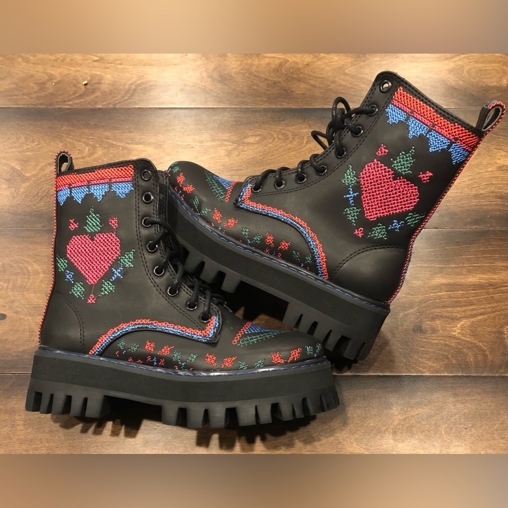 FARM Rio FARM Rio Stitched Lace-Up Boot NEW - Picture 6 of 16